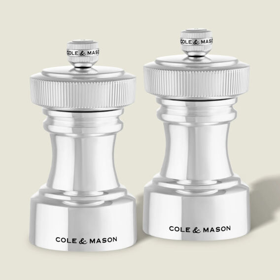 Cole & Mason Hoxton Gümüş Kaplama Tuz ve Biber Değirmenleri 104mm - 1