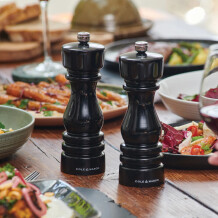 Cole & Mason London Parlak Siyah Tuz ve Biber Değirmenleri 180mm - 3