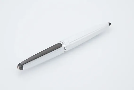 Diplomat 40321023 Aero Pearl White Dolma Kalem, F Uç - 2