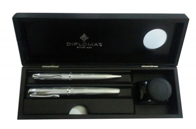 ​Diplomat D20000353-5 Guilloche Kalem Seti - 1