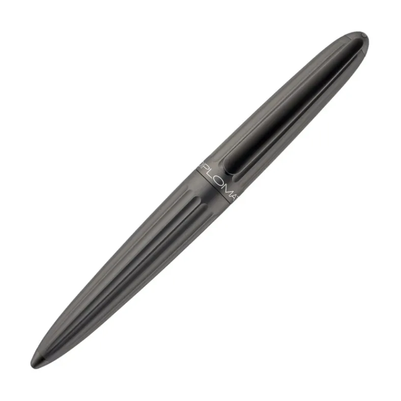 ​​​​​​​Diplomat D40314025 Aero Gri Dolma Kalem, Medium Uç - 4