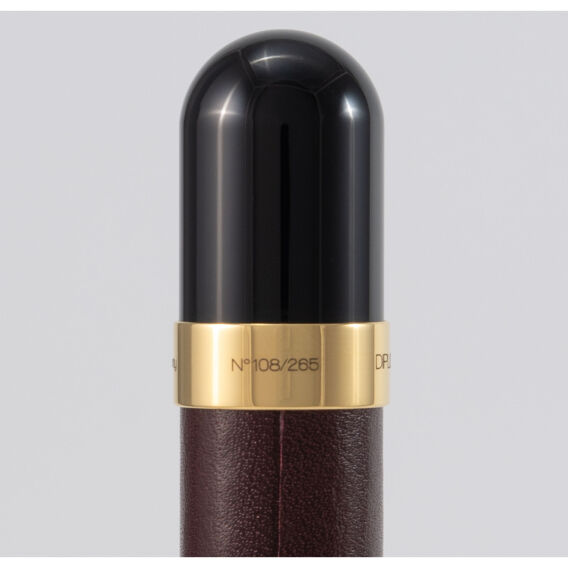 Diplomat XO Kırmızı Dolma Kalem, M Uç - Diplomat