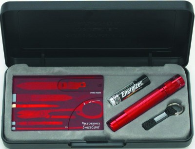 Victorinox Swiss Card + Maglite Fener Seti, Kırmızı - 1