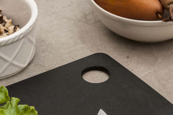 Epicurean Mutfak Serisi Siyah Kesme Tahtası 29x23cm - 2