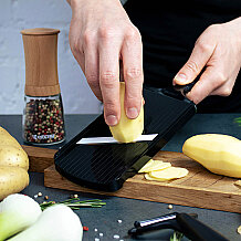 Kyocera Seramik 4lü Mandolin Dilimleyici, Siyah - 11