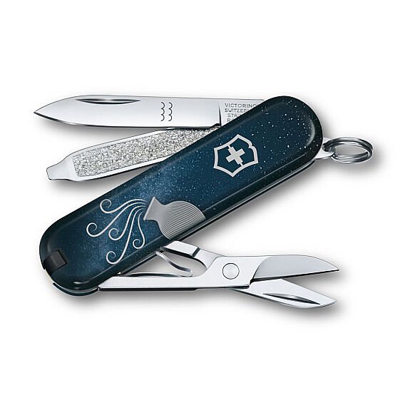 Victorinox 0.6223.2AQU Classic SD Zodiac Signs 58mm Çakı, Kova Burcu - Victorinox