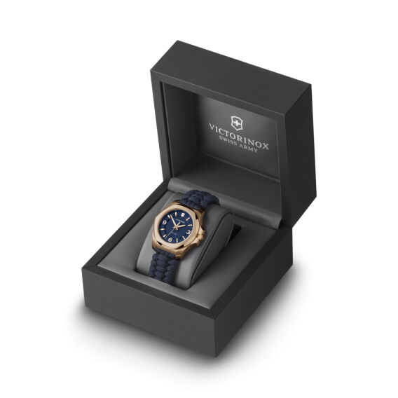 Victorinox 241955 I.N.O.X. V Quartz Kadın Kol Saati - 5