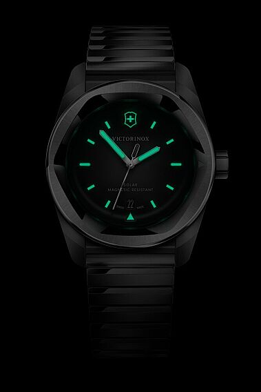 Victorinox 242055 Concept One Solar Erkek Kol Saati - 7