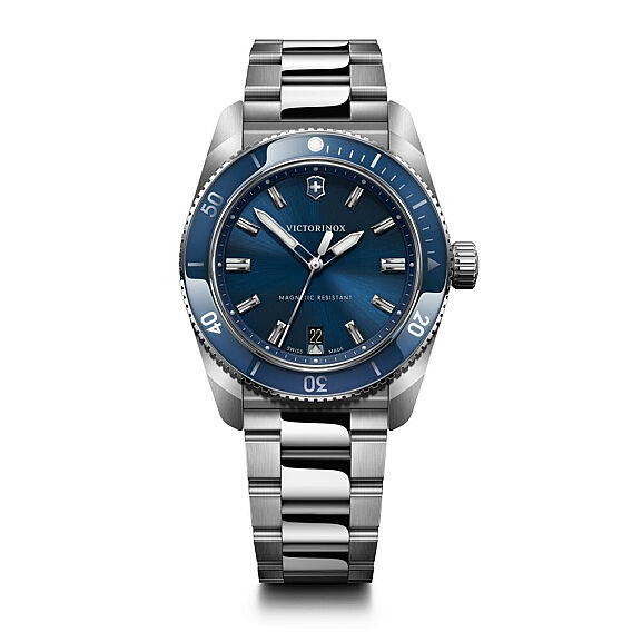 Victorinox 242095 Maverick Quartz Erkek Kol Saati - Victorinox
