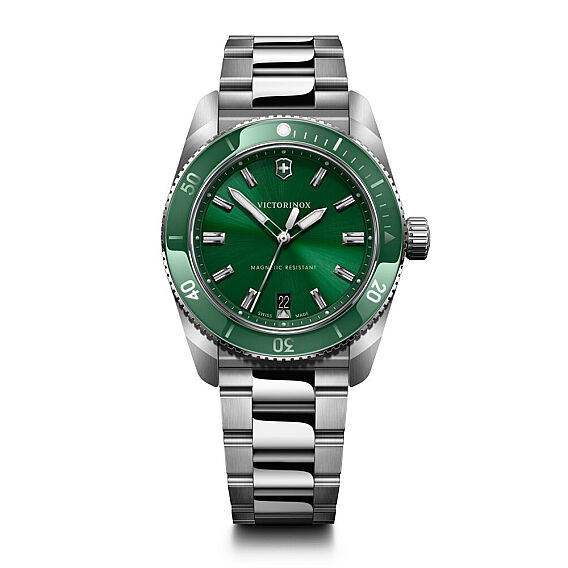 Victorinox 242096 Maverick Quartz Erkek Kol Saati - Victorinox