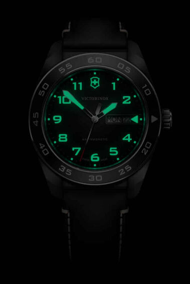 Victorinox 202041 Chrono Erkek Kol Saati - 7